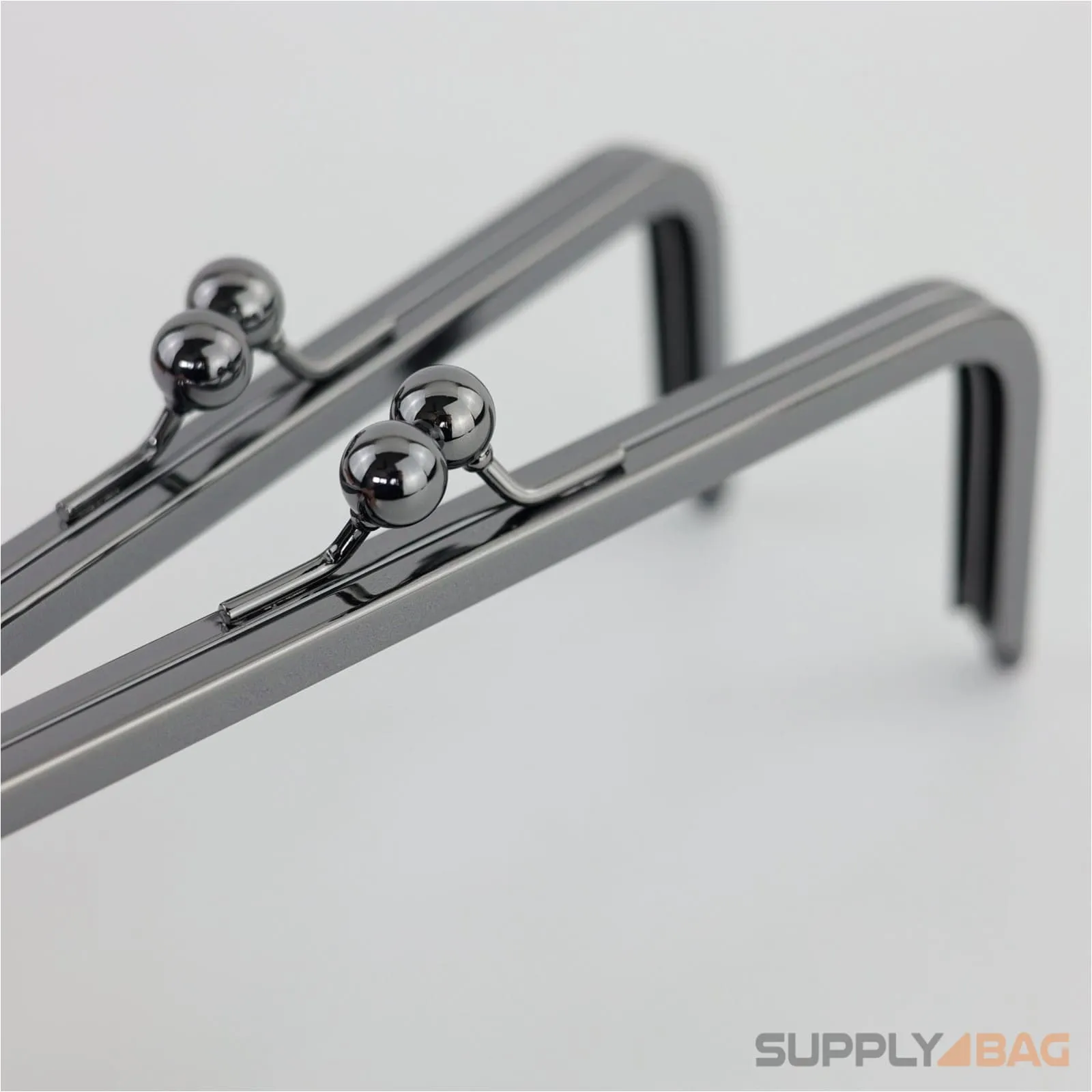 8 x 3 inch - Kisslock Ball Clasp - Gunmetal Metal Purse Frame
