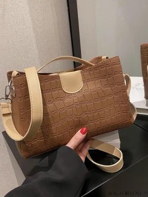 BagForLove - Stylish Crocodile Pattern Handbag: Adjustable Shoulder Strap, Timeless Fashion