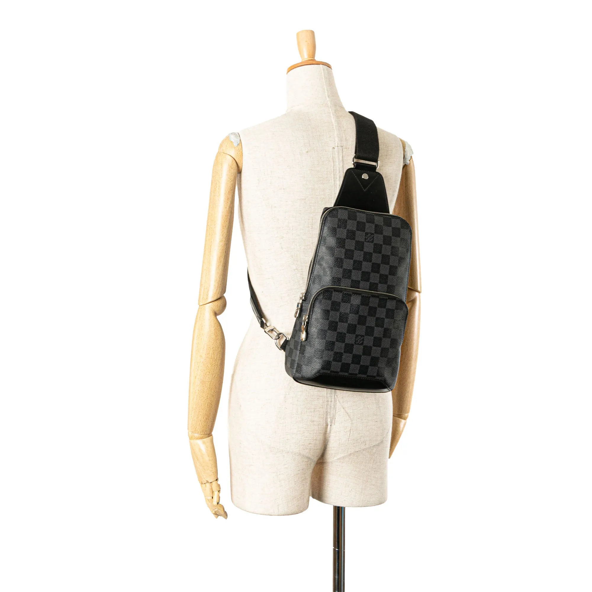 Damier Graphite Avenue Sling