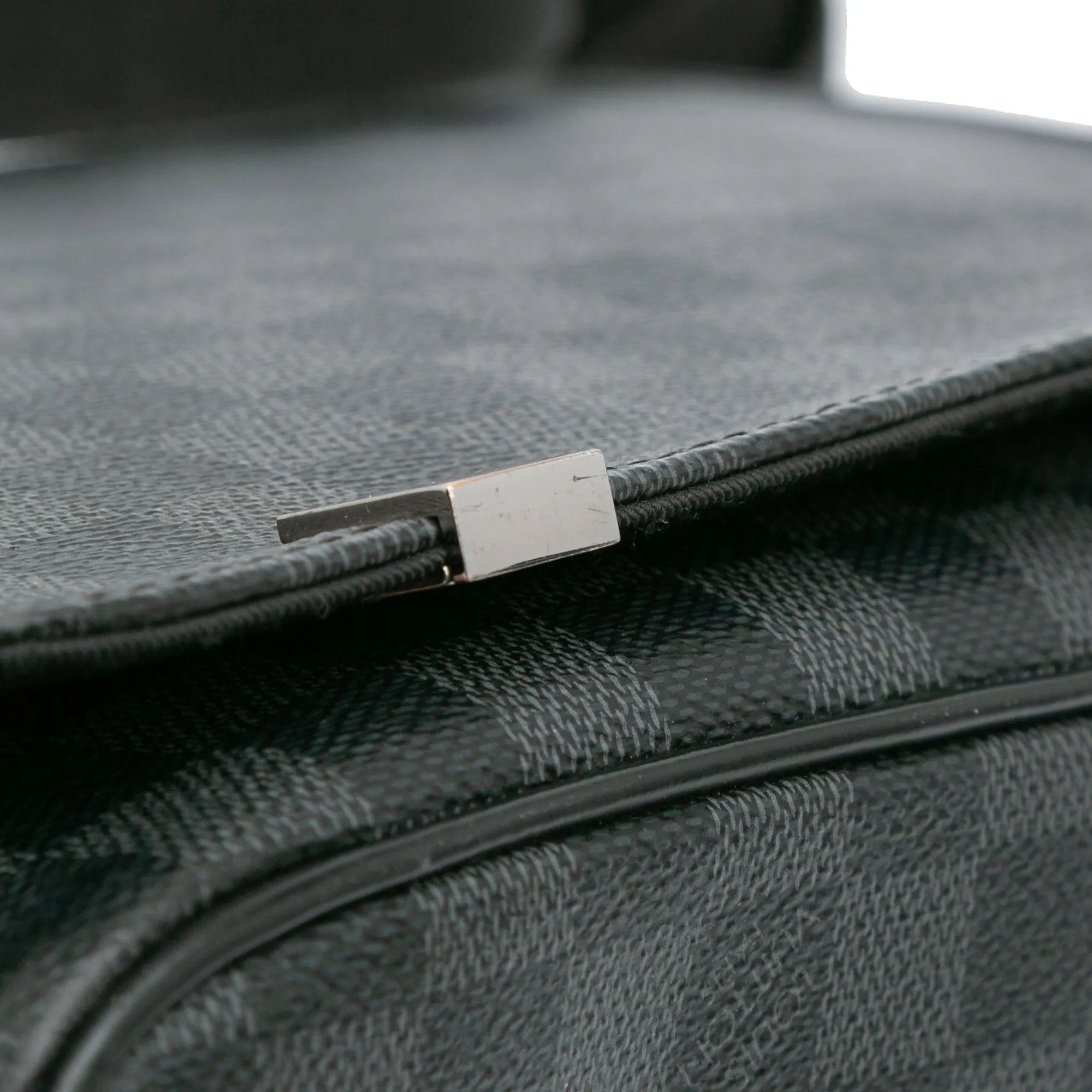 Damier Graphite District MM