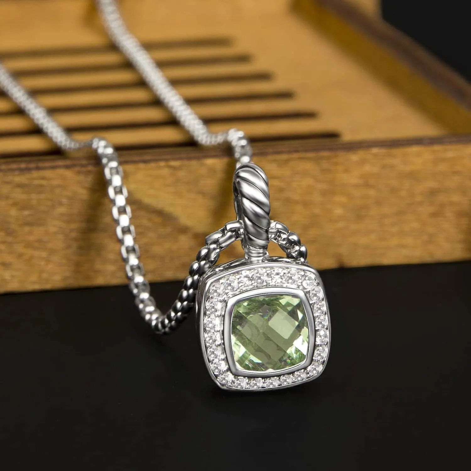Designer Cubic Zirconia Necklace Inspired Antique Twisted Cable Wired CZ Pendant Necklace Fashion Brand Jewelry for Women Gift