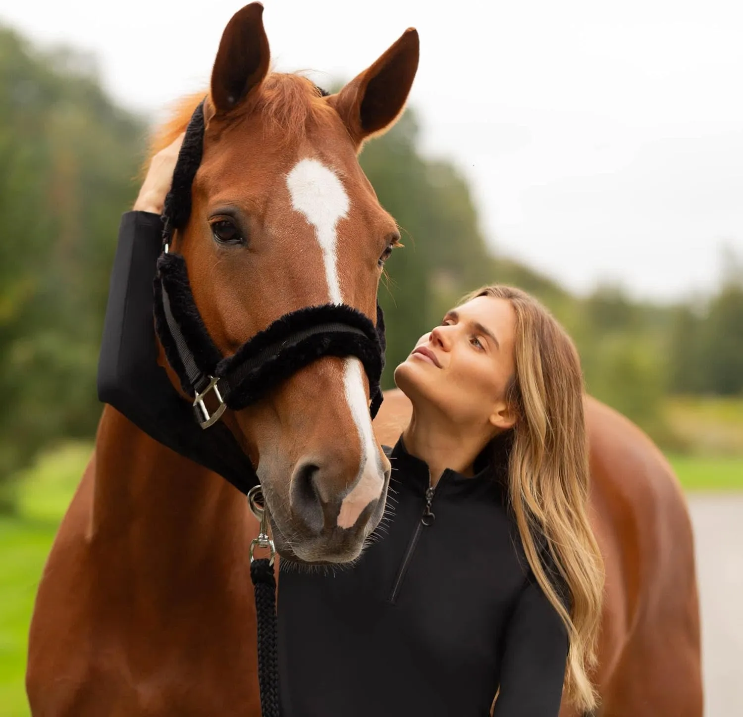 Equinavia Valkyrie Soft Ultra Fleece Padded Adjustable Breakaway Horse Halter - Wine Red/Black - Horse