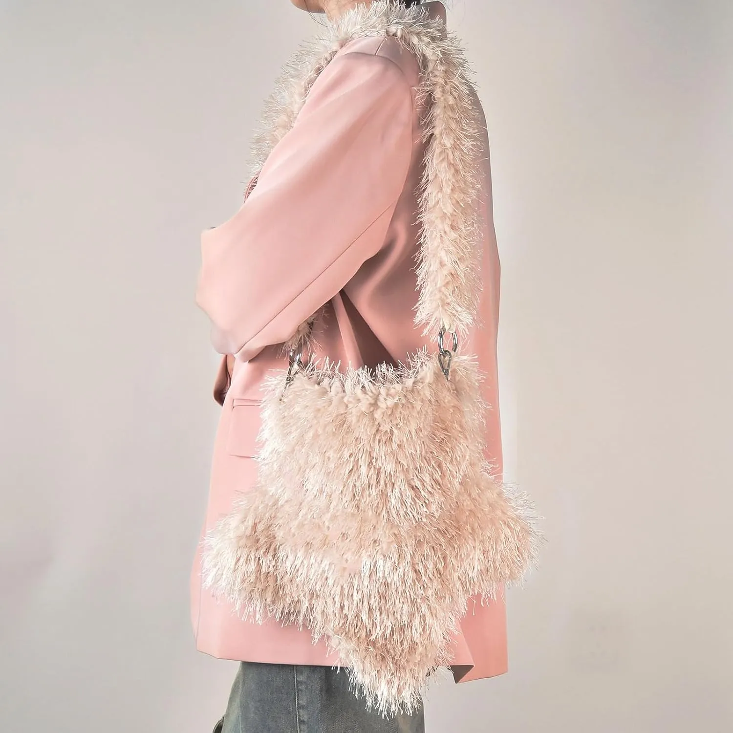 Fuzzy Plush Bag for Women,Furry Faux Fur Star Shape Crossbody Shoulder Purse,Soft Fluffy Autumn Winter Tote Handbag