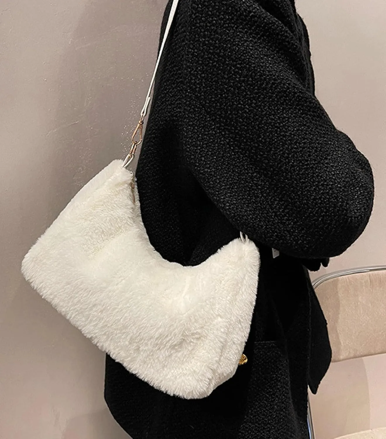 Fuzzy Plush Handbag Women 2024 Fall Winter Fashion Stylish Shoulder Bag PU Strap Smooth Zip Cozy Fur