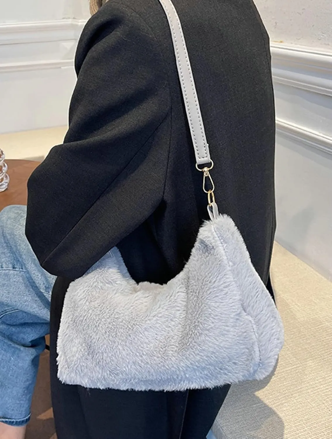 Fuzzy Plush Handbag Women 2024 Fall Winter Fashion Stylish Shoulder Bag PU Strap Smooth Zip Cozy Fur