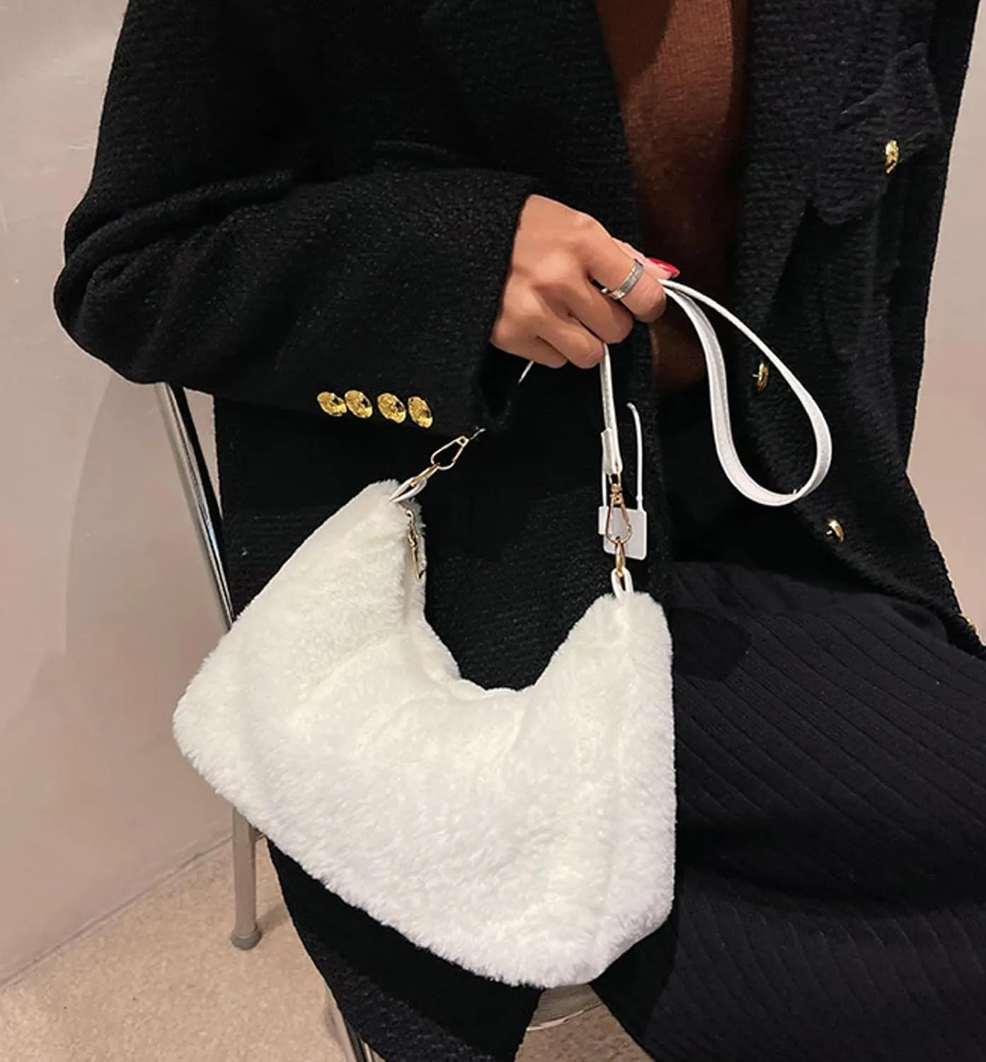 Fuzzy Plush Handbag Women 2024 Fall Winter Fashion Stylish Shoulder Bag PU Strap Smooth Zip Cozy Fur