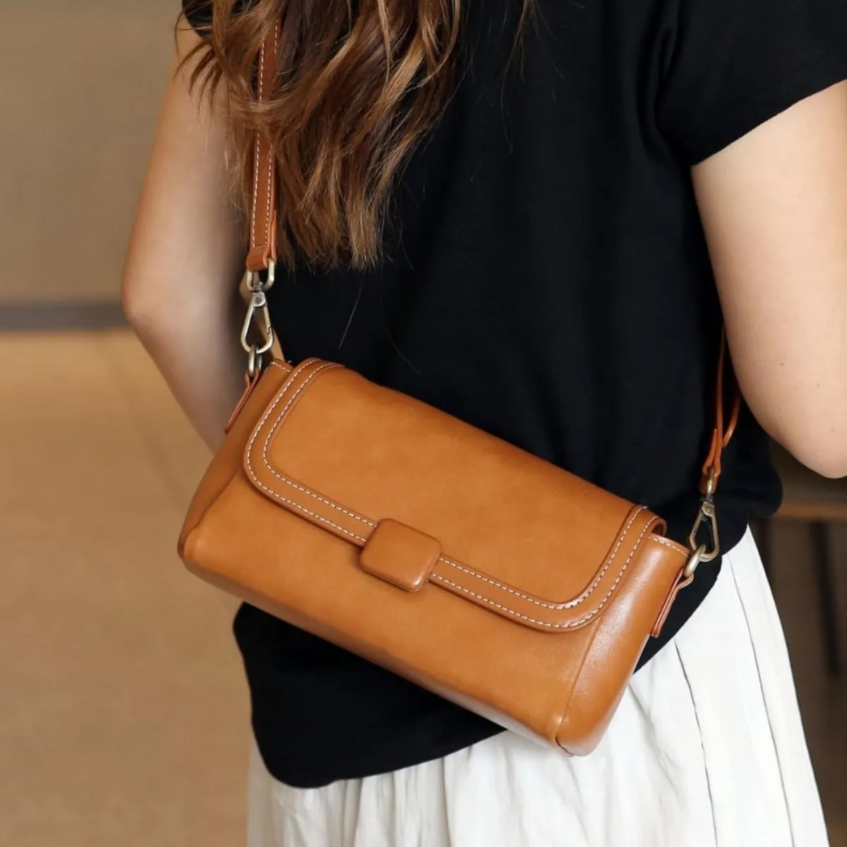 Genuine Leather Crossbody Bag, Classic Shoulder Purse with Adjustable Strap for Women