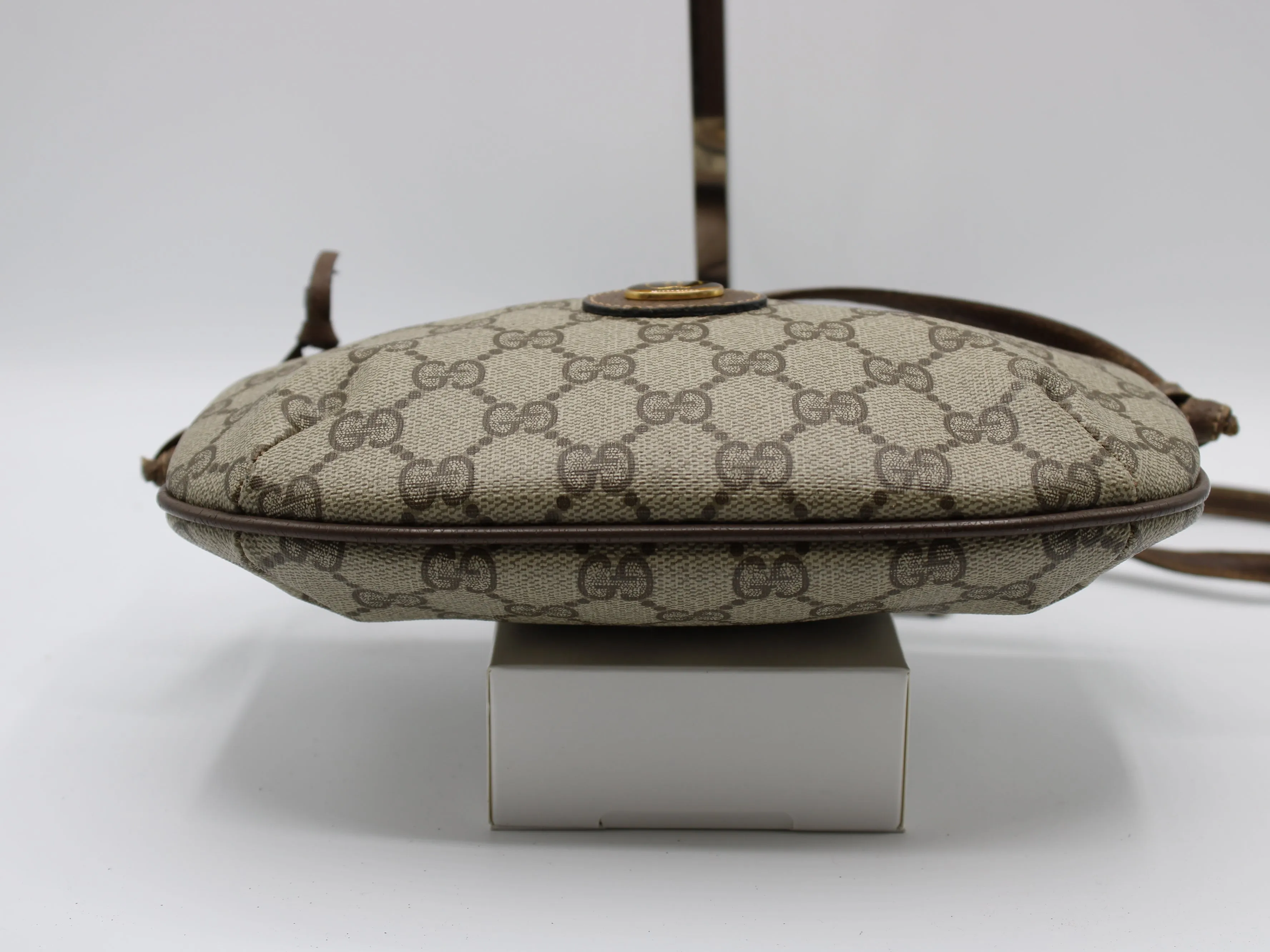 Gucci Bag GG Supreme Monogram Canvas Crossbody Brown Vintage