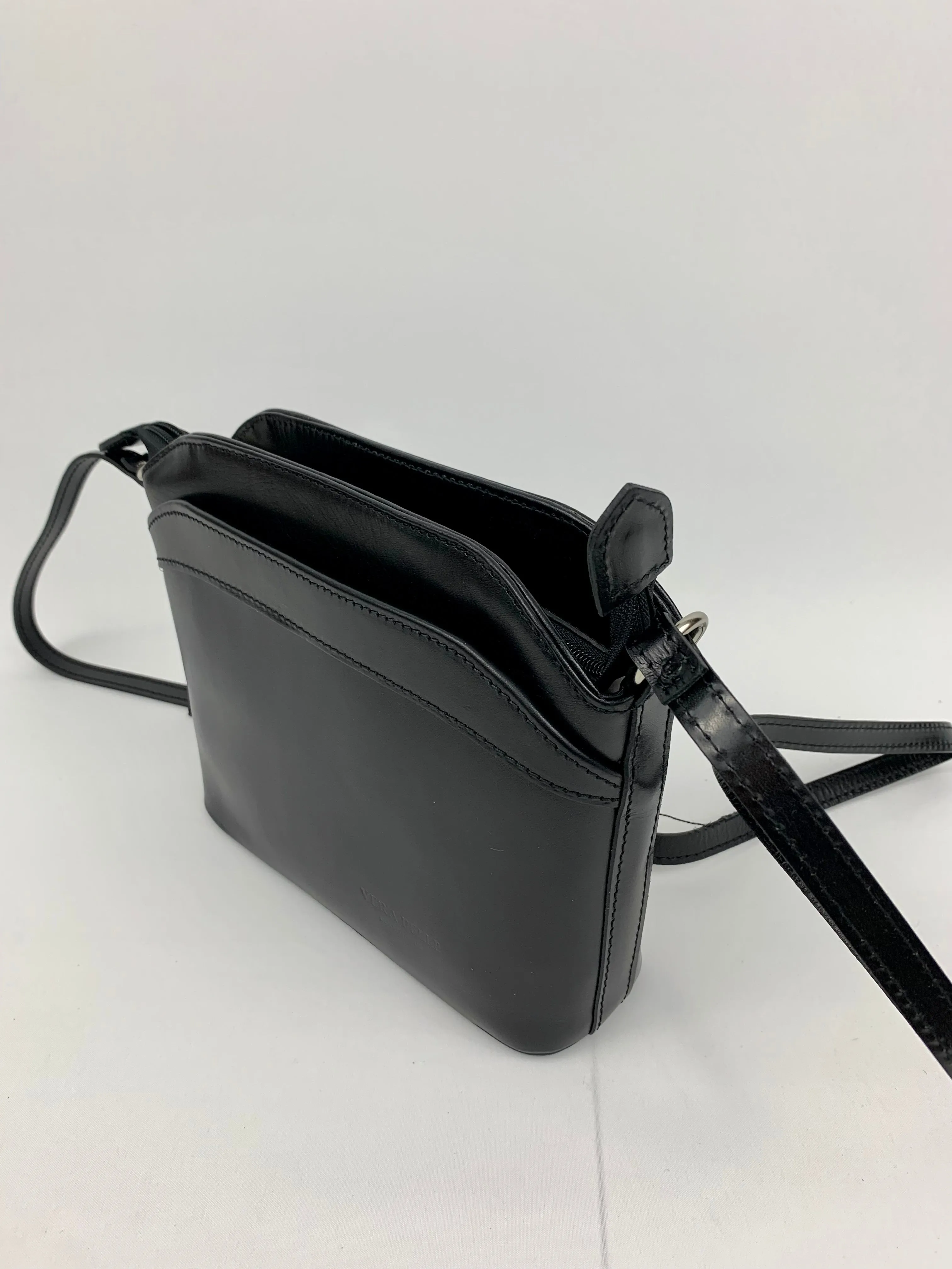 HELSINKI - genuine Italian leather crossbody bag