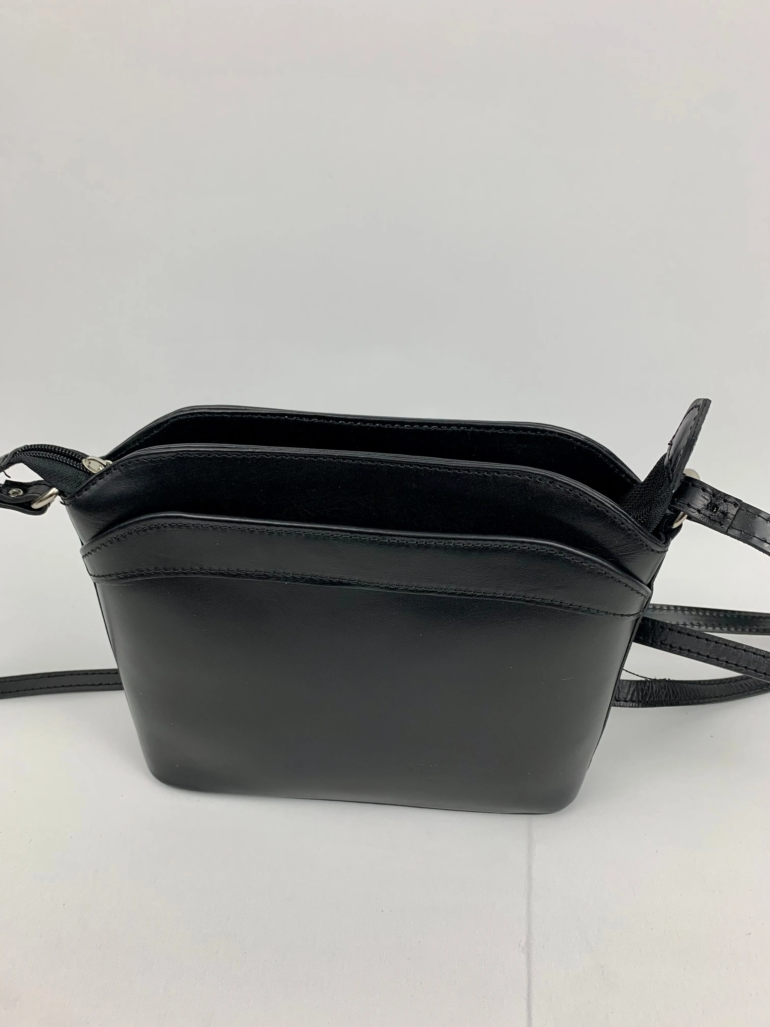 HELSINKI - genuine Italian leather crossbody bag
