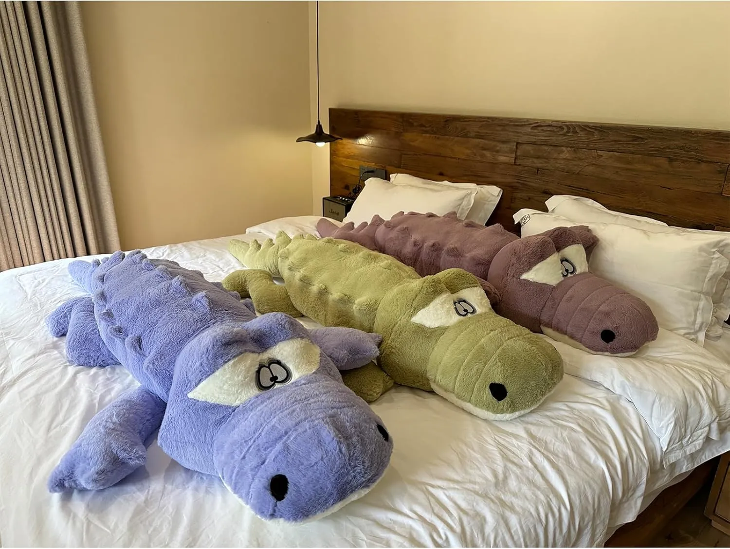 Hofun4U Alligator Plush Pillow, 61 inch Alligator Stuffed Animal, Home Decoration Christmas Valentine’s Birthday Gift for Boys Girls Adults Kids (Green)