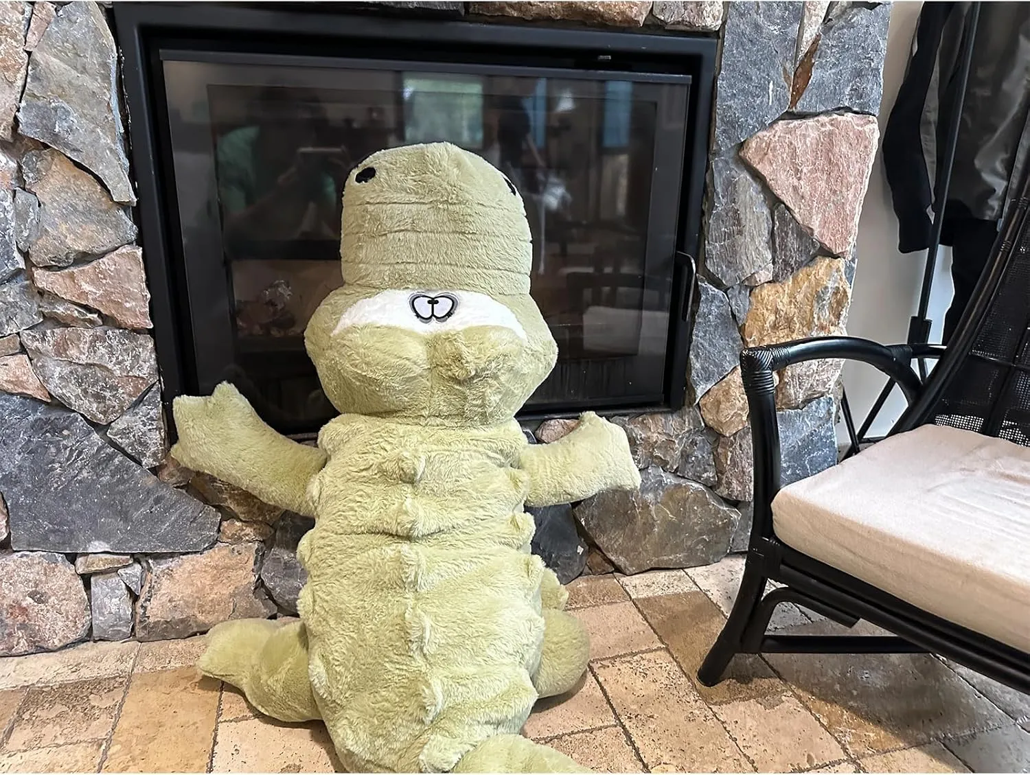 Hofun4U Alligator Plush Pillow, 61 inch Alligator Stuffed Animal, Home Decoration Christmas Valentine’s Birthday Gift for Boys Girls Adults Kids (Green)