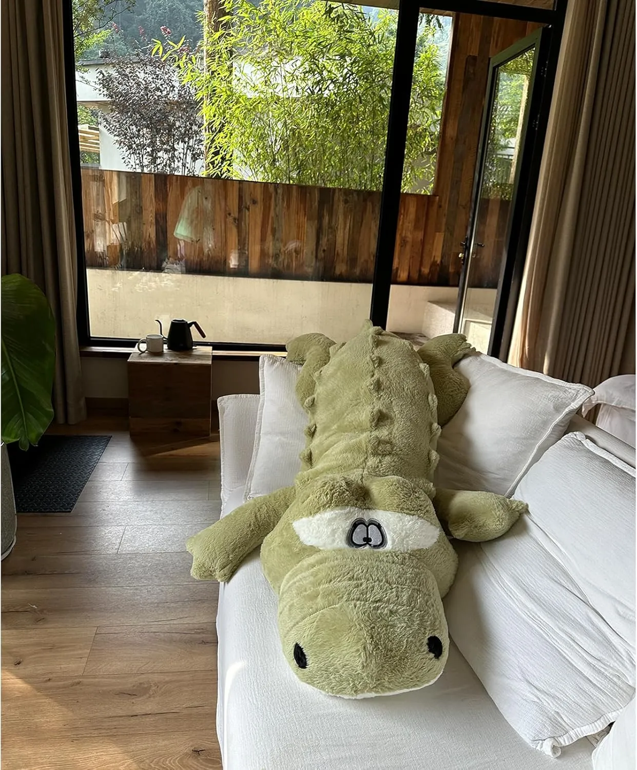 Hofun4U Alligator Plush Pillow, 61 inch Alligator Stuffed Animal, Home Decoration Christmas Valentine’s Birthday Gift for Boys Girls Adults Kids (Green)