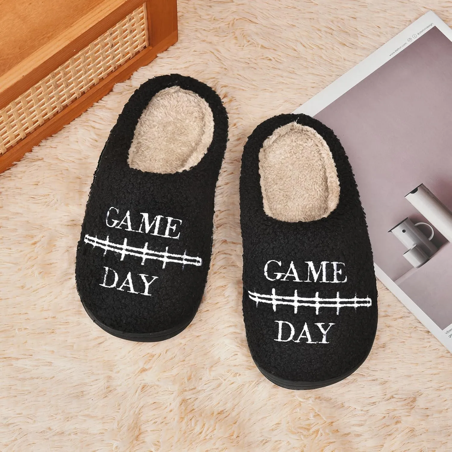INMINPIN Kids Girls Boys Ball Sports Slippers Soft Curly House Shoes Memory Foam Non-Slip Indoor Outdoor Slippers for Sports Fan