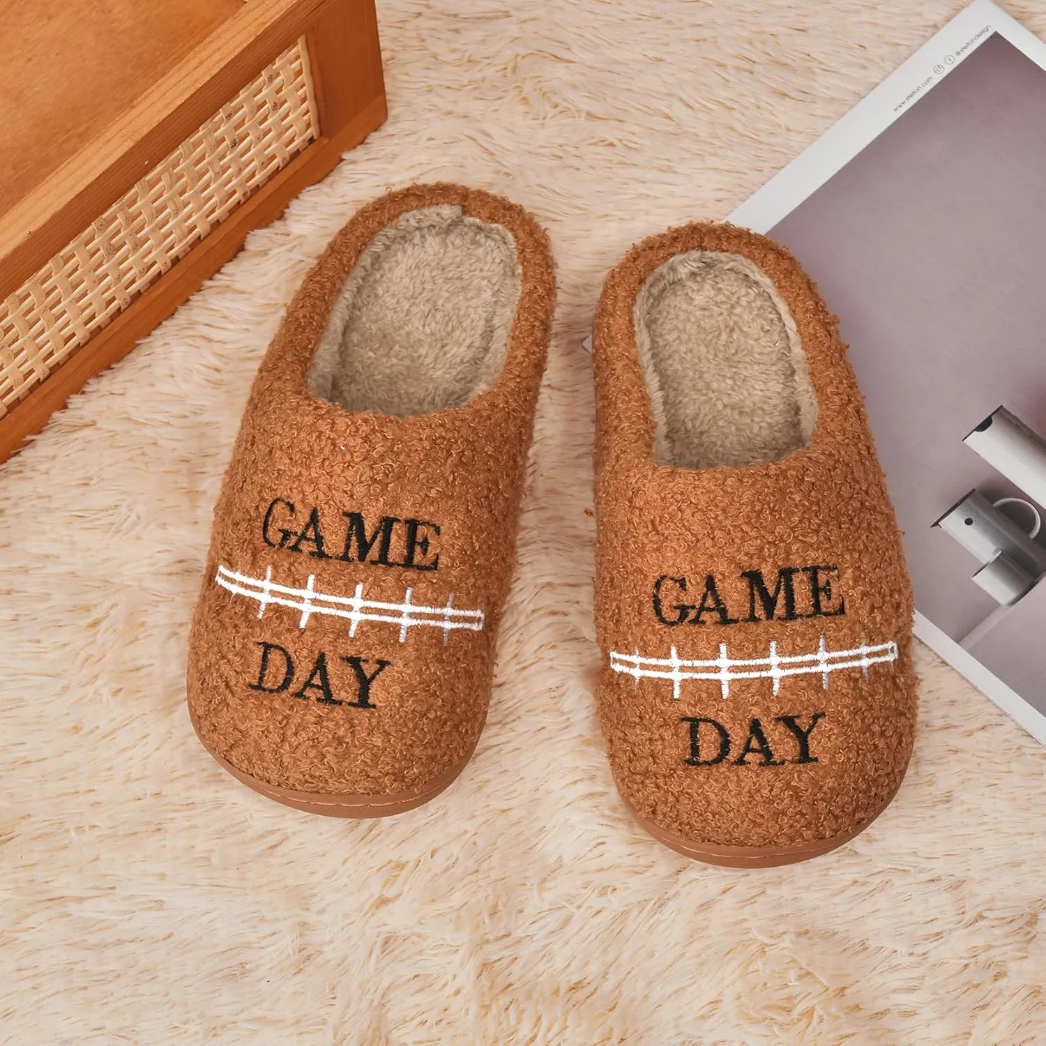 INMINPIN Kids Girls Boys Ball Sports Slippers Soft Curly House Shoes Memory Foam Non-Slip Indoor Outdoor Slippers for Sports Fan