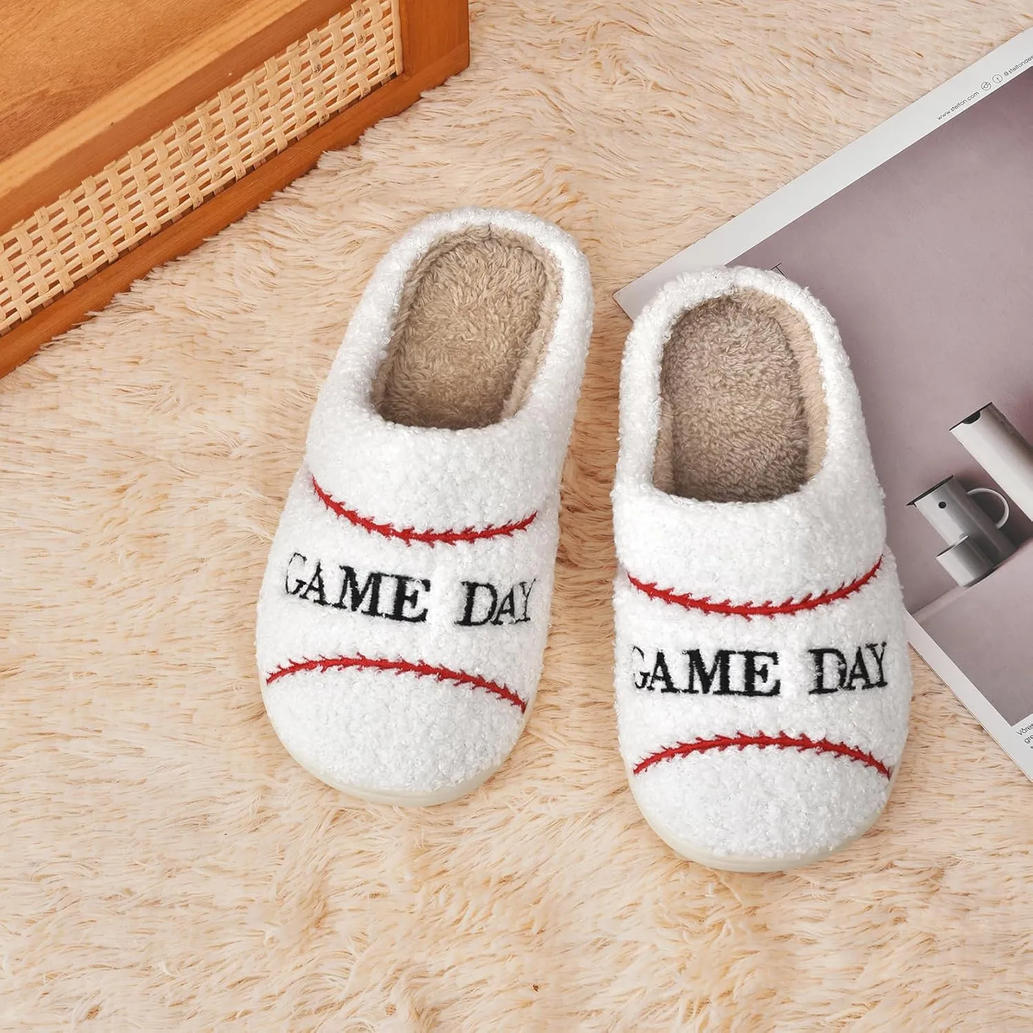 INMINPIN Kids Girls Boys Ball Sports Slippers Soft Curly House Shoes Memory Foam Non-Slip Indoor Outdoor Slippers for Sports Fan