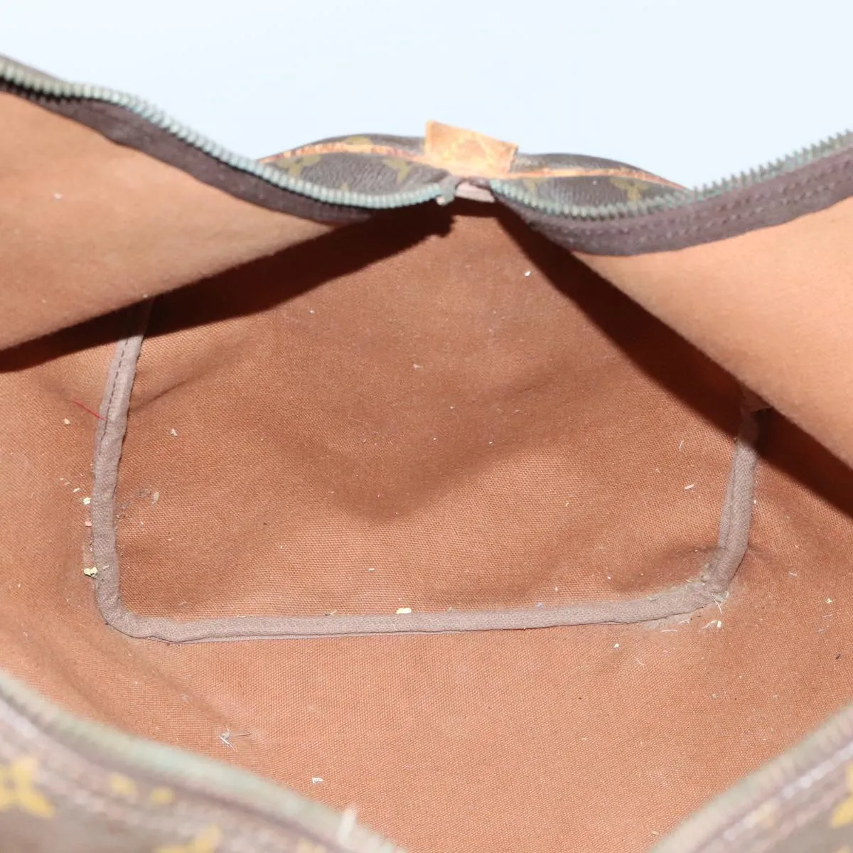 LOUIS VUITTON Monogram Keepall 60 Boston Bag M41422 LV 109044