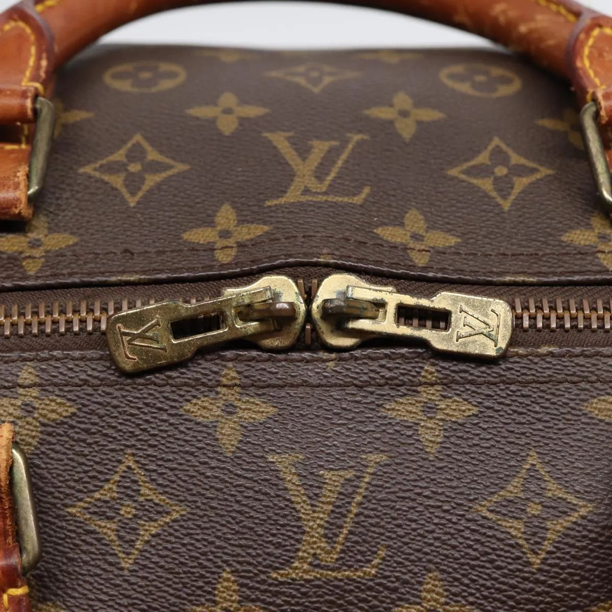 LOUIS VUITTON Monogram Keepall 60 Boston Bag M41422 LV 85116