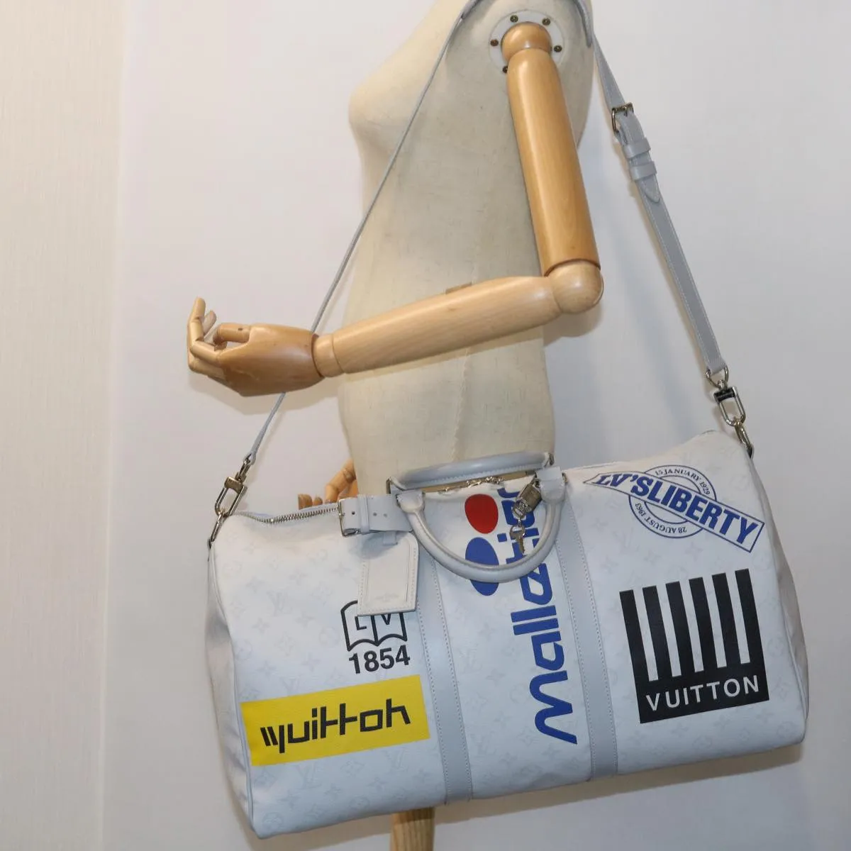 LOUIS VUITTON Monogram White Keepall Bandouliere 50 Bag M44643 LV 55862S