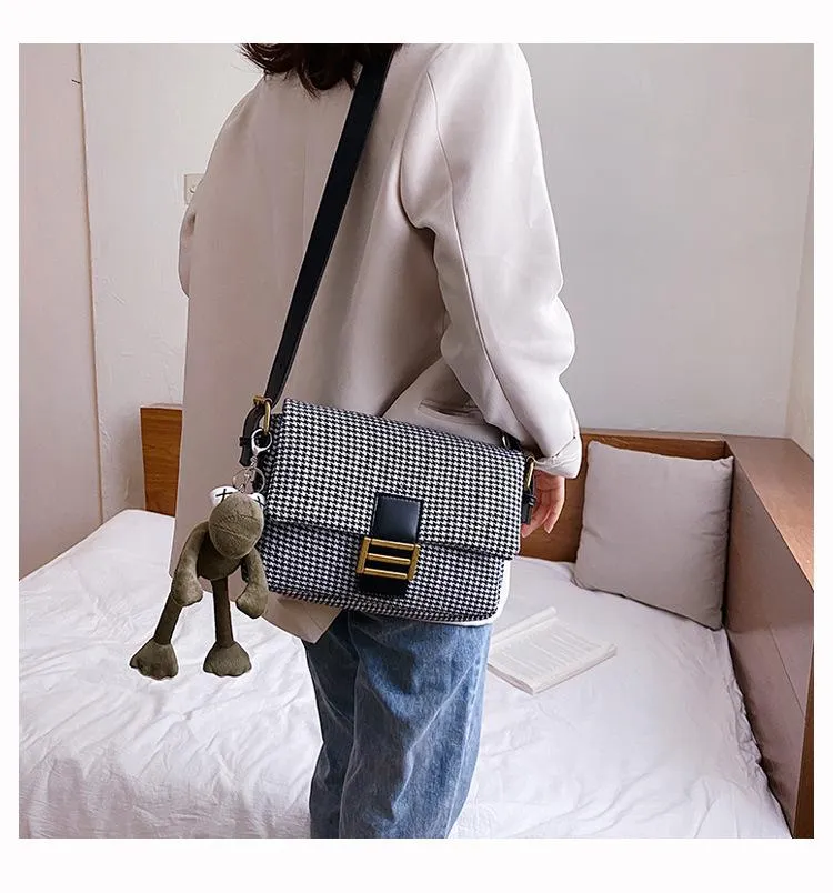 LW - 2021  Women LattiLW Shoulder Crossbody Bag