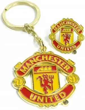 Manchester United F.C. Keyring & Badge Set