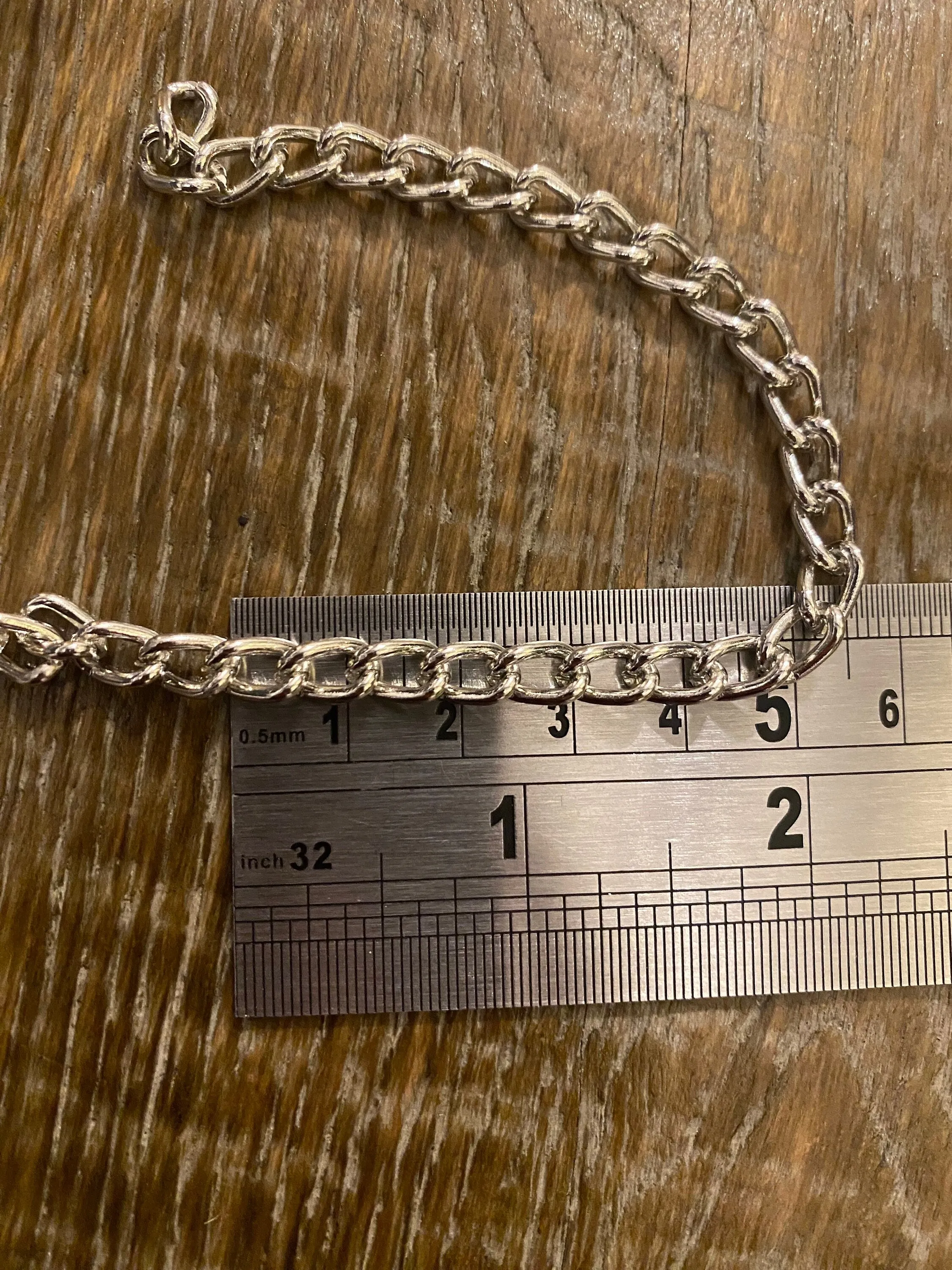 Metal Chain, Light Weight Chain, Aluminium Chain, Gold, Silver, Strong chain, Straps, Crafts, Furnishing, Bags, Tie ups, Belts