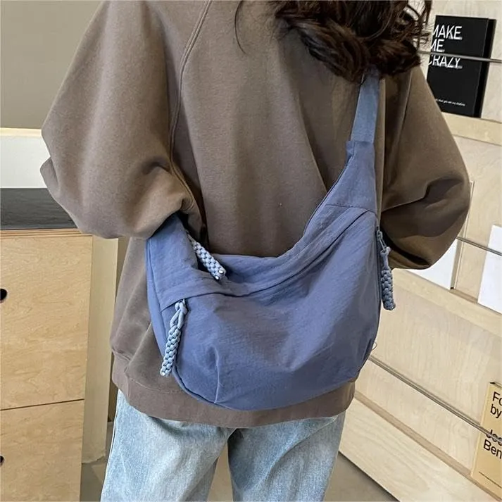 Nylon Crescent Crossbody Bag for Women Shoulder Tote Handbag Casual Sling Bag Dumpling Purse Bag for Outdoor Travel