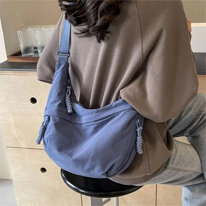 Nylon Crescent Crossbody Bag for Women Shoulder Tote Handbag Casual Sling Bag Dumpling Purse Bag for Outdoor Travel