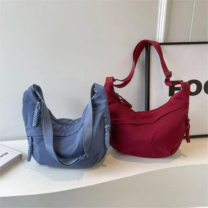 Nylon Crescent Crossbody Bag for Women Shoulder Tote Handbag Casual Sling Bag Dumpling Purse Bag for Outdoor Travel