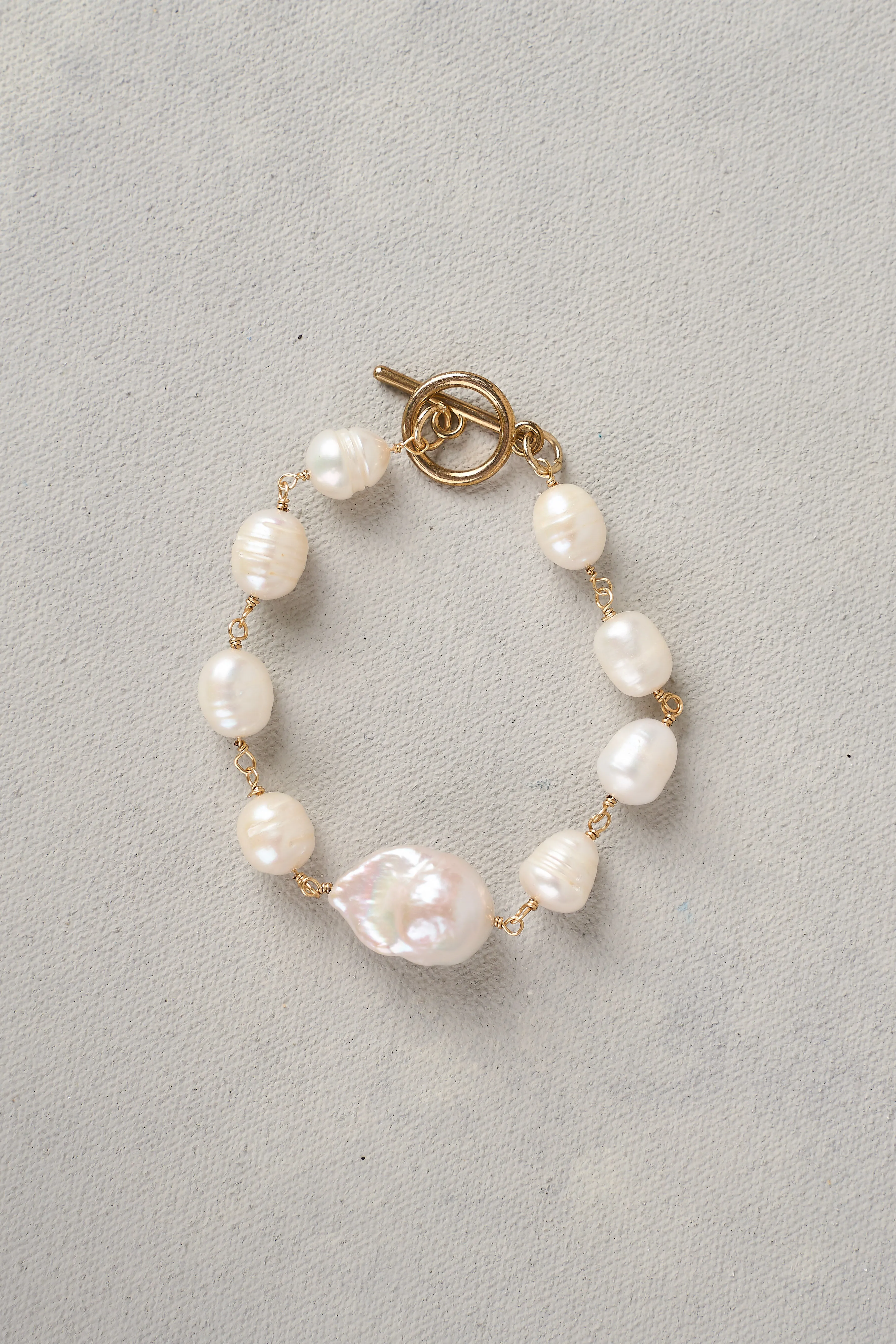 Pearl & Chain Bracelet - White
