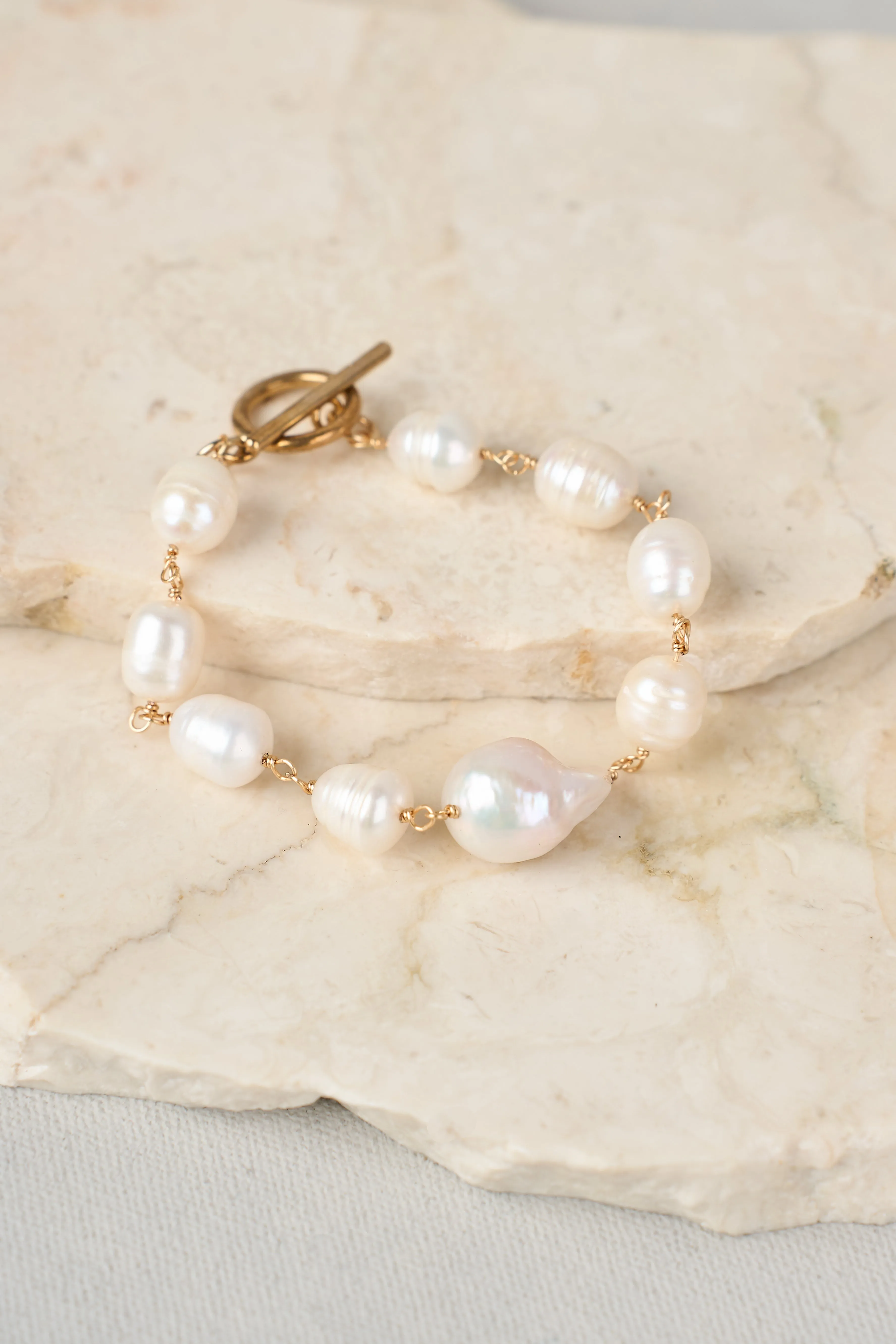 Pearl & Chain Bracelet - White