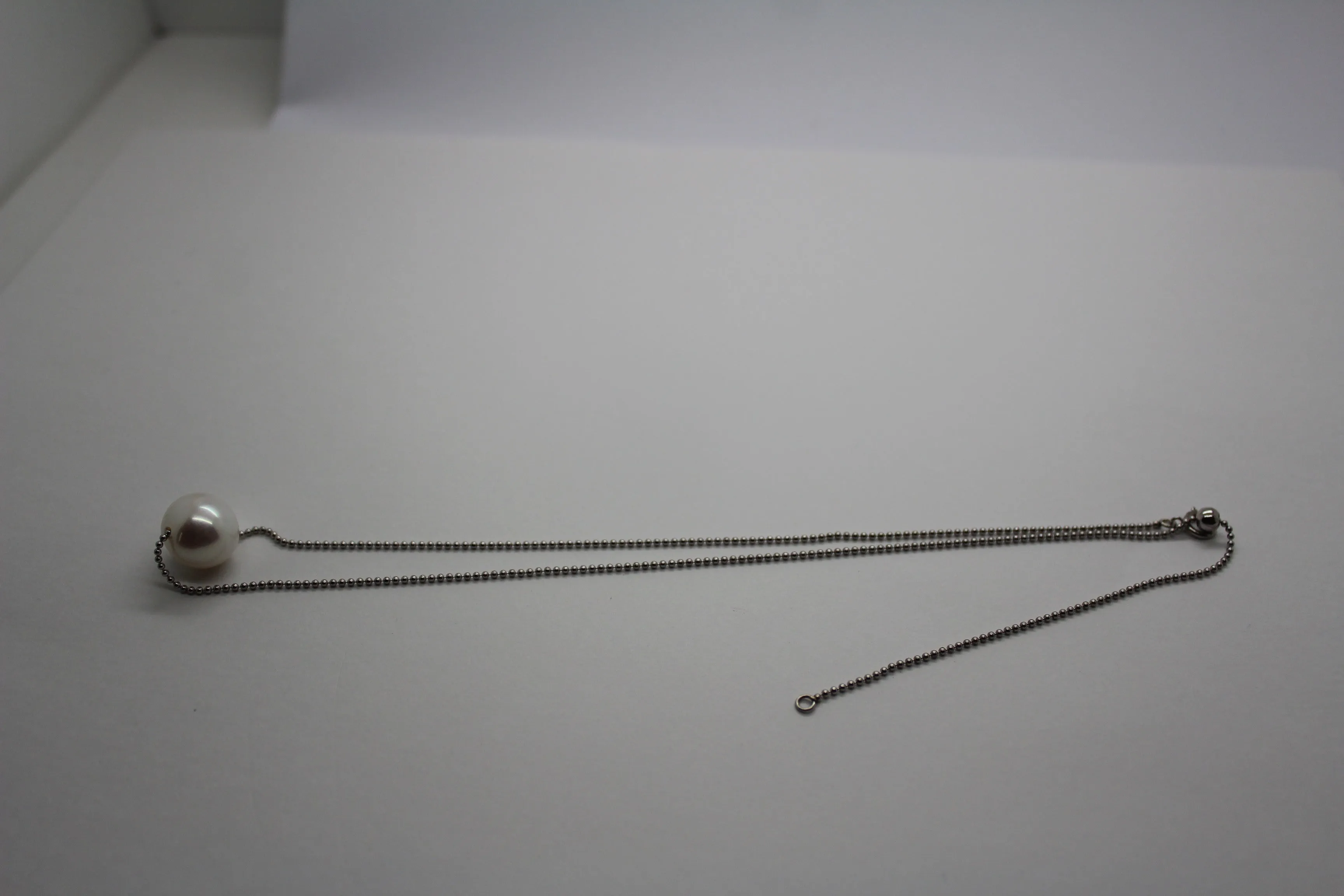 Pearl on Sterling Silver Adjustable sliding Chain WS1