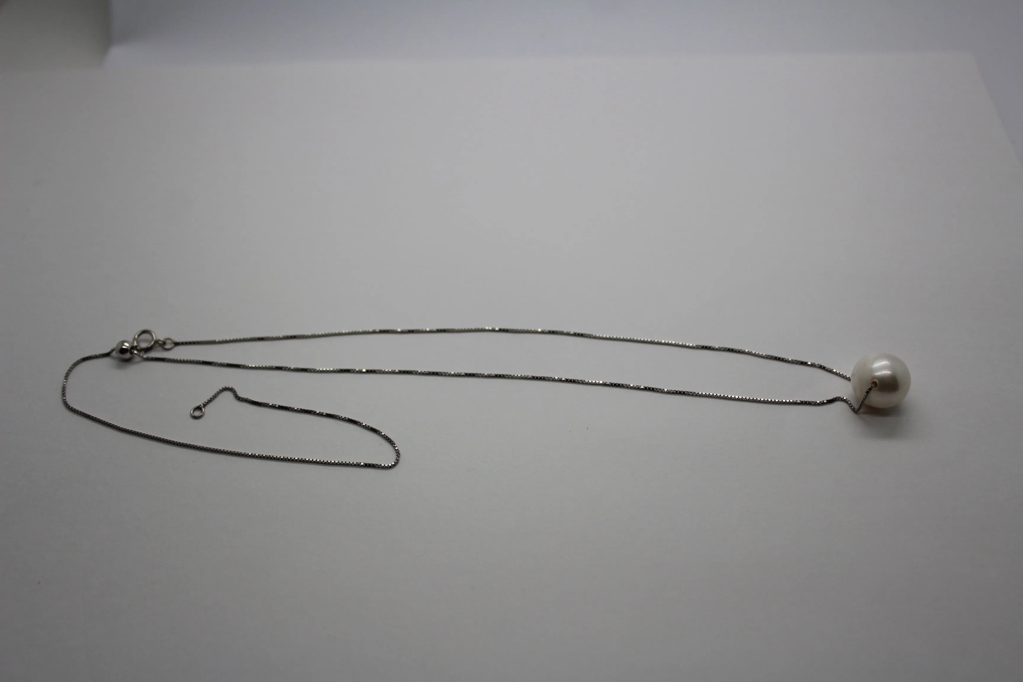 Pearl on Sterling Silver Adjustable sliding Chain WS1