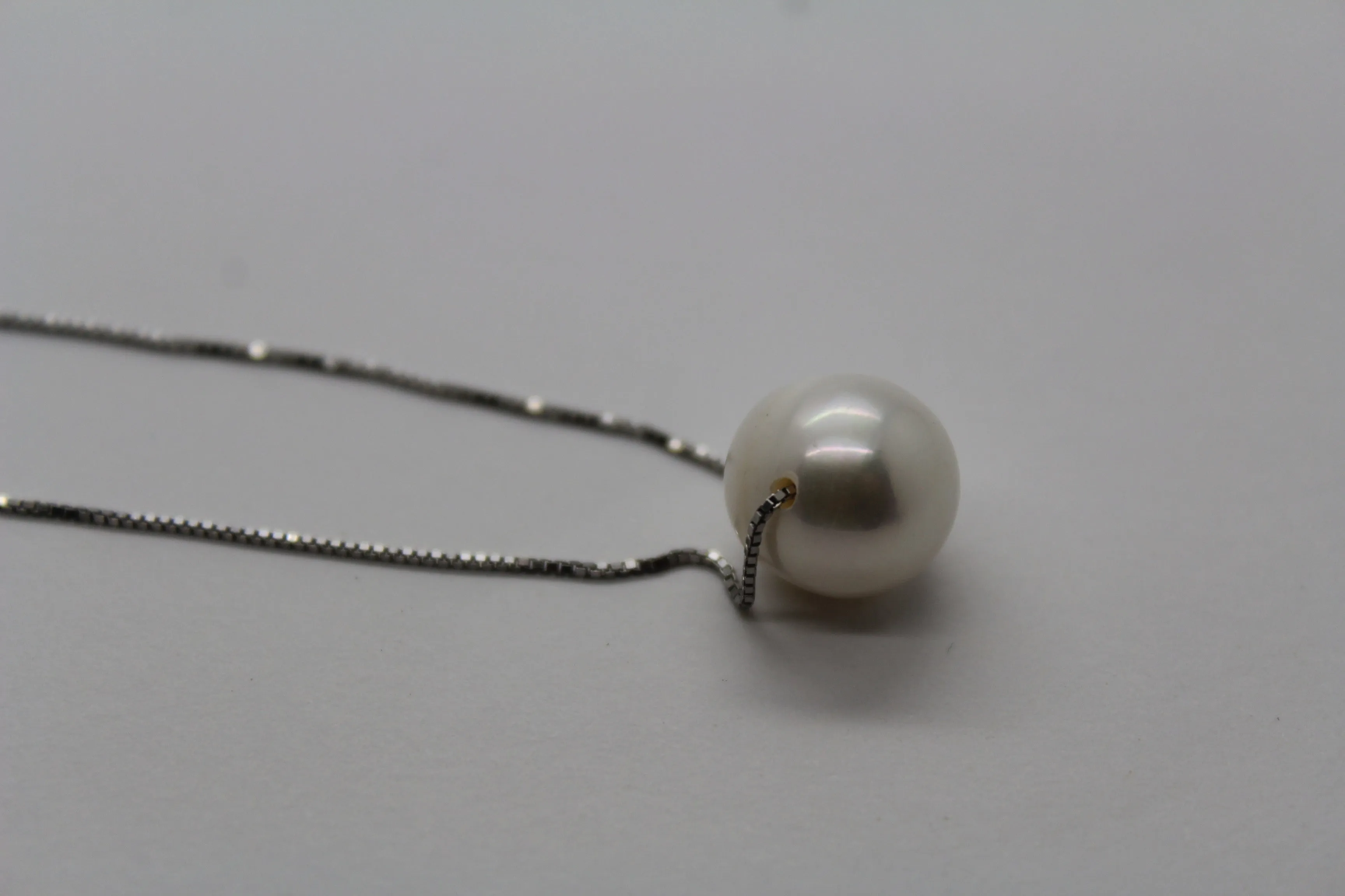 Pearl on Sterling Silver Adjustable sliding Chain WS1