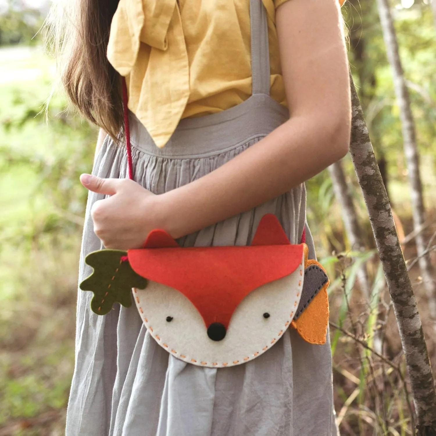 Petit Collage DIY Woodland Fox Felt Bag, Crossbody Bag for Kids with Matching Acorn Zipper Purse for Kids – DIY Crafts Sewing Kit– Makes a Great Gift Idea for Ages 6 