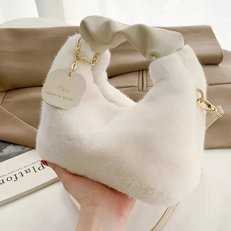 Plush Texture Cross-Body Bag For Women Eco-Friendly Fur Large Capacity Fashionable Winter Furry Hand Bag For Women