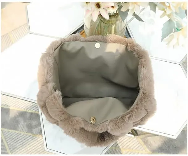 Plush Tote Bag Y2K Women Aesthetic Fuzzy Underarm Bag Furry Warm Winter Shoulder Bag Trendy Accessories (Black)