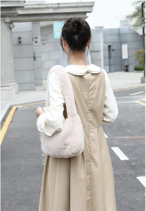 Plush Underarm Bag Y2K Women Aesthetic Fuzzy Tote Bag Furry Warm Winter Shoulder Bag Accessories (Beige)