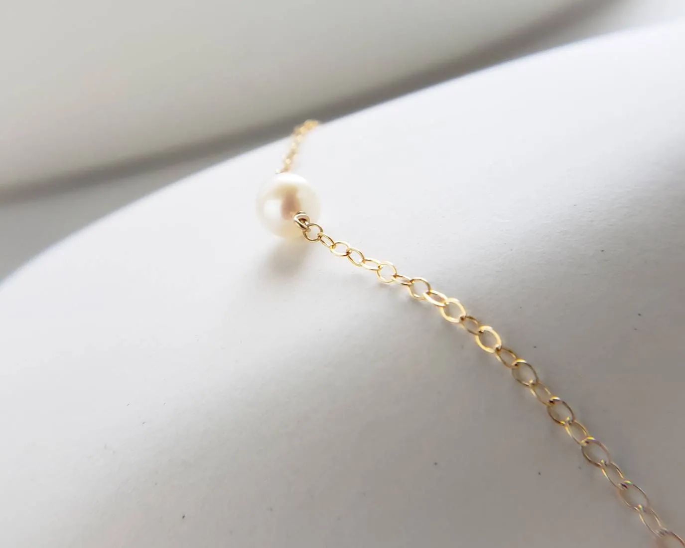 Single Pearl Necklace