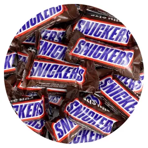 SnickersFun Size Chocolate Candy Bars, 5 Pound Bulk Bag, Individually Wrapped Candy