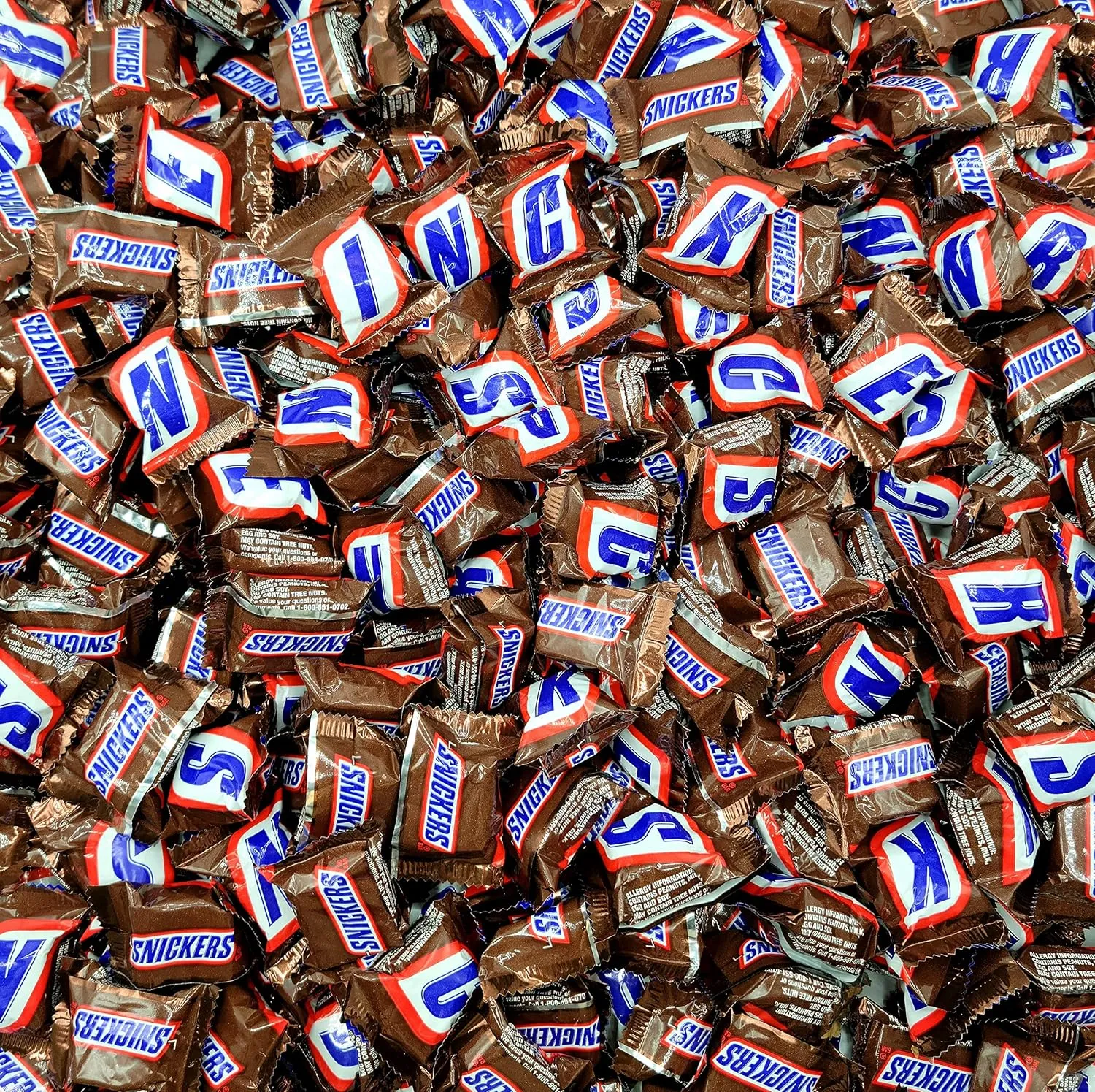SnickersMinis Chocolate Caramel Candy Bars - Individually Wrapped Candy - with Roasted Peanuts, Nougat, Caramel, and Milk Chocolate – Bulk Candy (1 Pound)