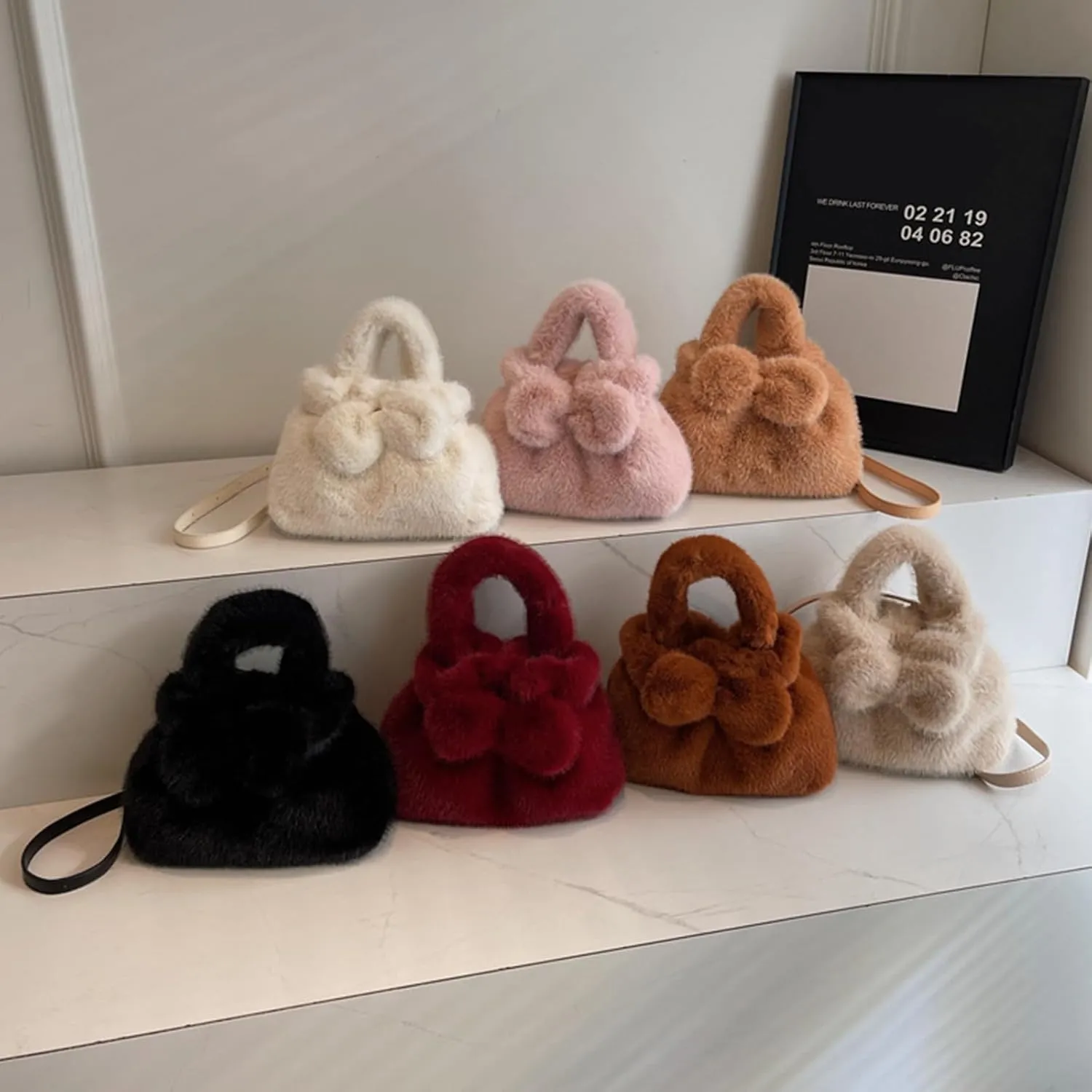 Soft Plush Shoulder Bag for Women Fluffy Handbag Cute Fuzzy Crossbody Bag Furry Top Handle Bag Elegant Satchel Bag