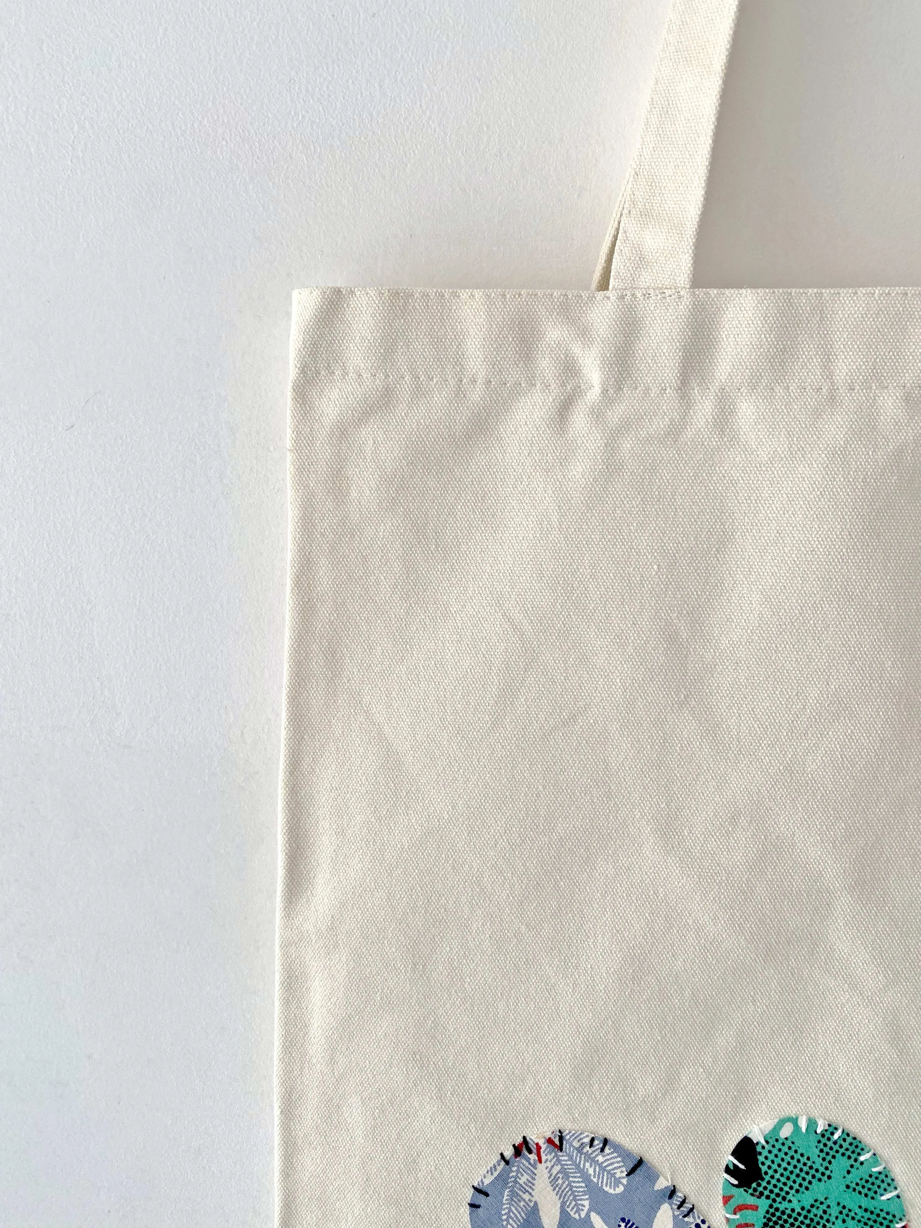 Spacious Eco Shoulder Tote