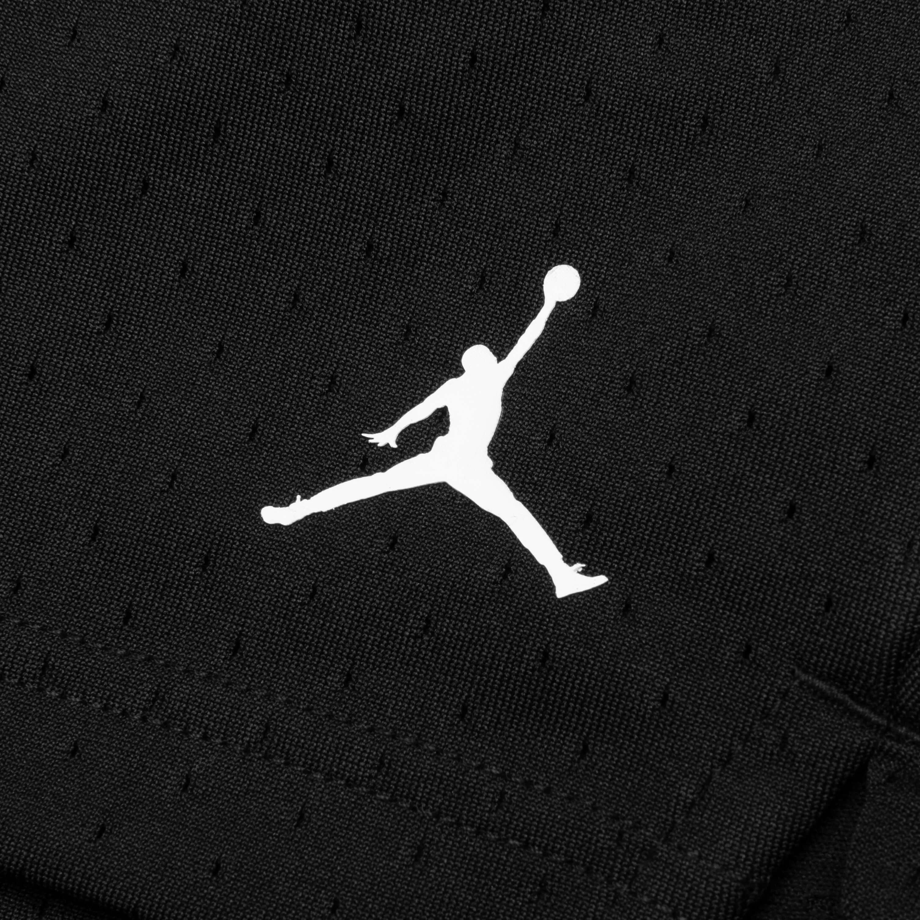 Sport Mesh Shorts - Black/White
