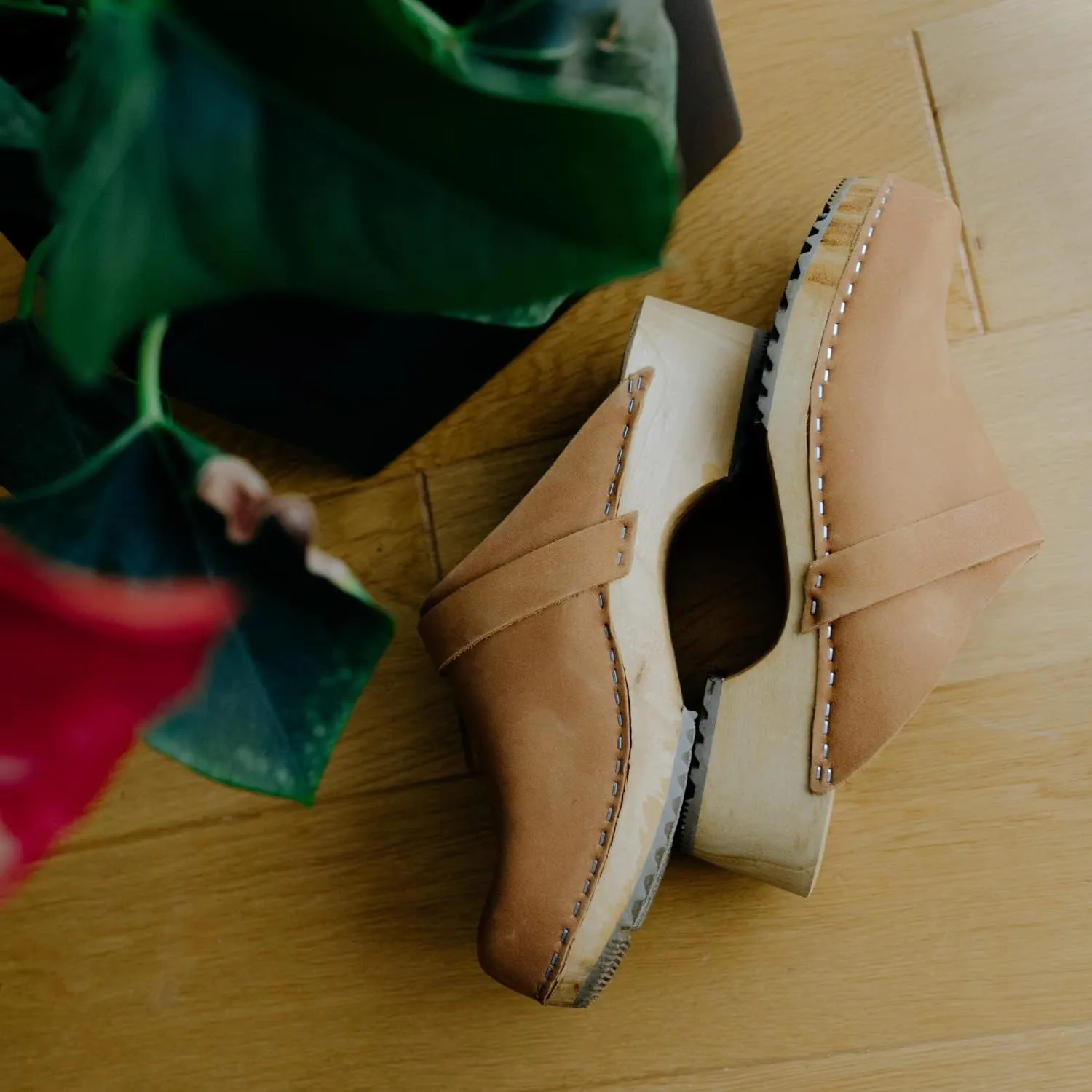 Vollsjo Women's Genuine Leather Wooden Clogs Made in EU