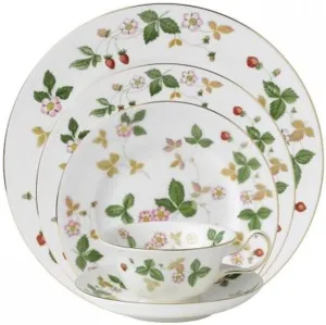 Wedgwood Wild Strawberry Dinnerware 5-Piece Place Setting