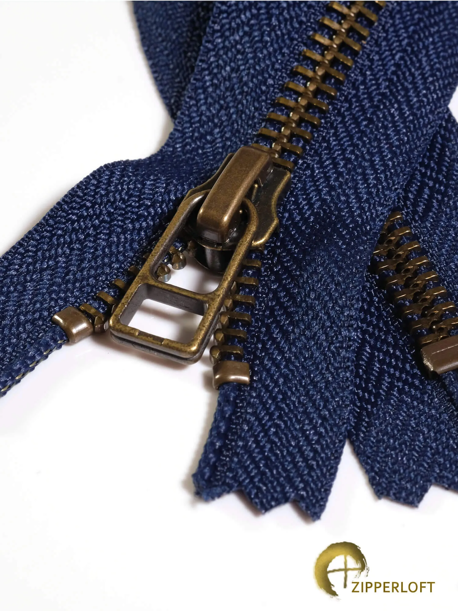YKK #5 Antique (5-16" / 12.7-40.7cm) - 919 Navy Blue