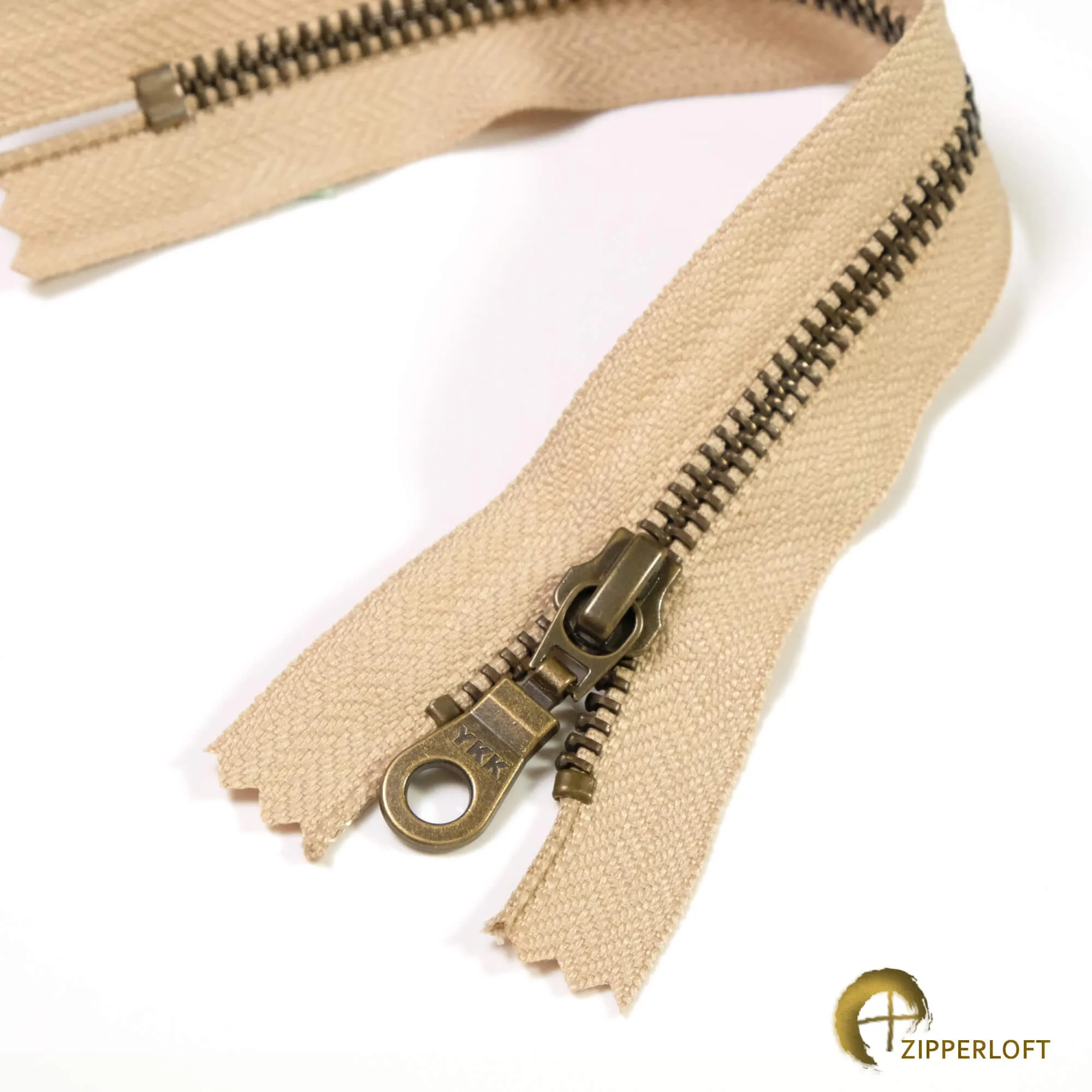 YKK #5 Antique (6-16" / 15.2-40.7cm) - 085 Toasted Beige